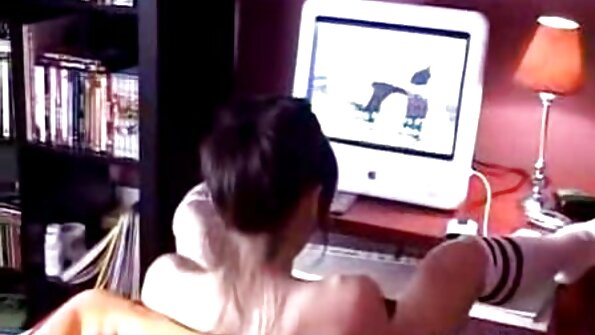 Adult femeie organizează imagini cu pula in pizda Credit Sex in grup la domiciliu